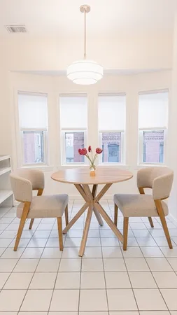 $4,500 | 5 Davis Avenue, Unit 6, Brookline, MA 02445