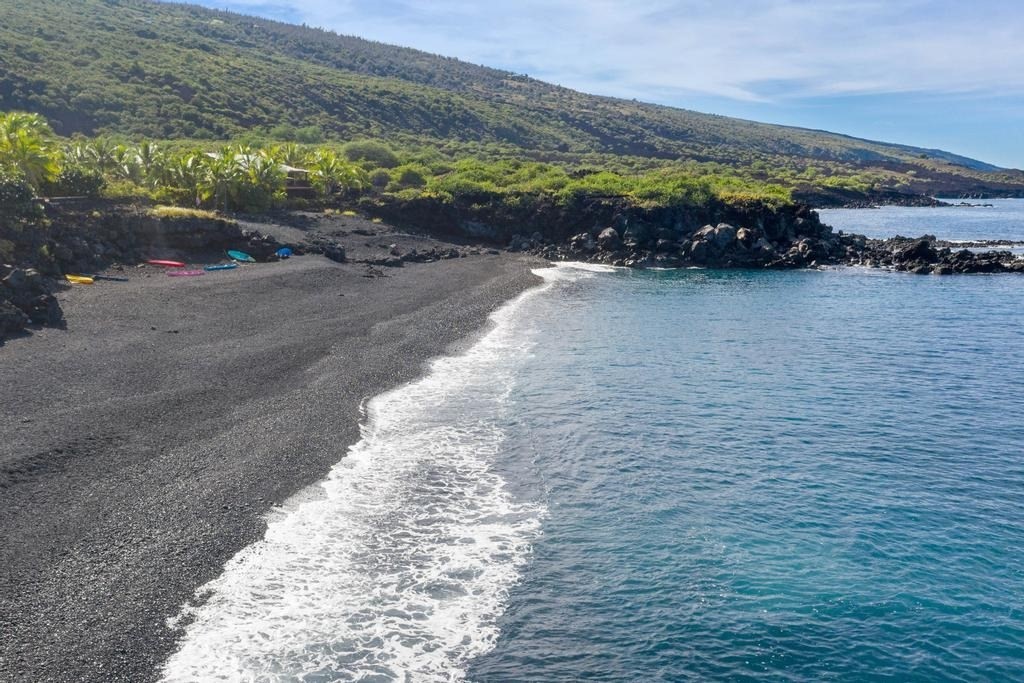 87-3210 Rd G Captain Cook, HI 96704 - Photo 16 of 20 a view of a road with an ocean view