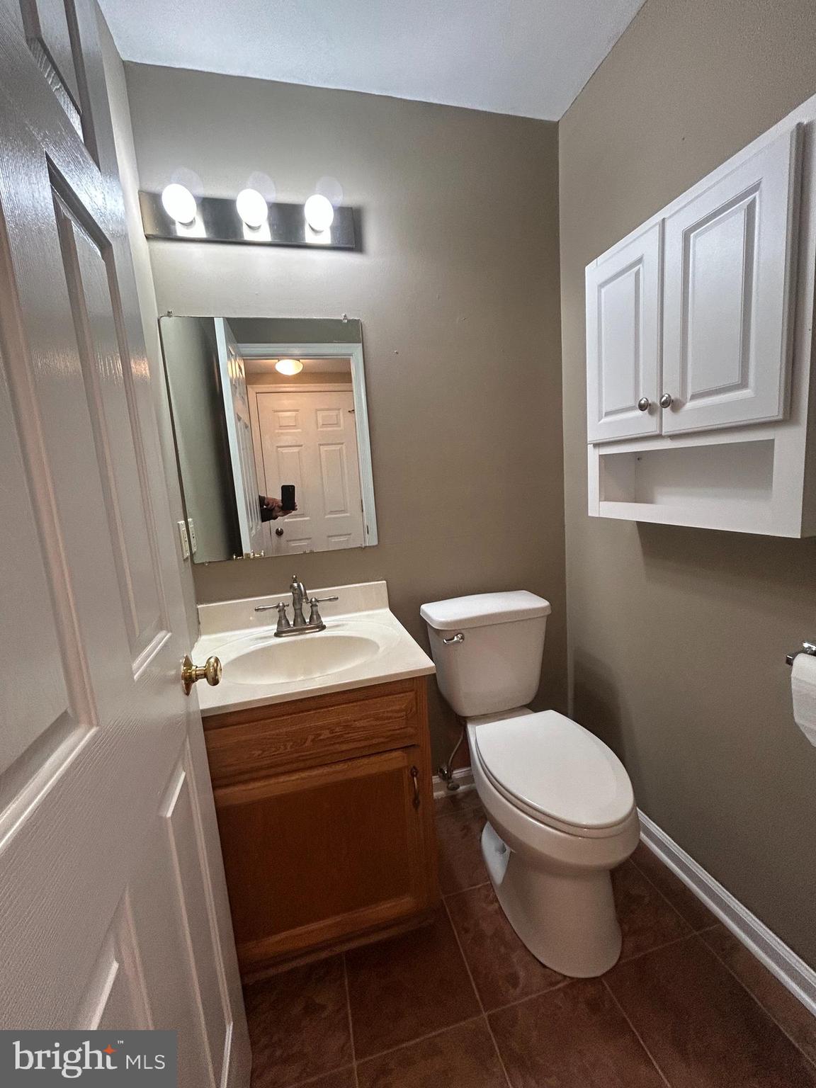3056 Solar Drive Dover, PA 17315 - Photo 20 of 43 a bathroom with a sink toilet and mirror