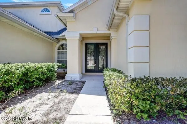 a view of an entryway