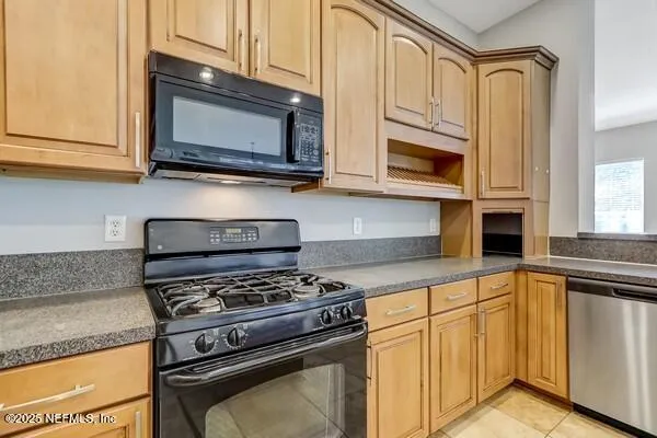 $2,950 | 6132 White Tip Road, Jacksonville, FL 32258