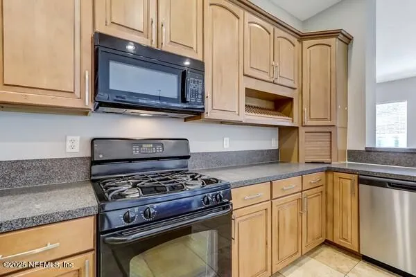 $2,950 | 6132 White Tip Road, Jacksonville, FL 32258