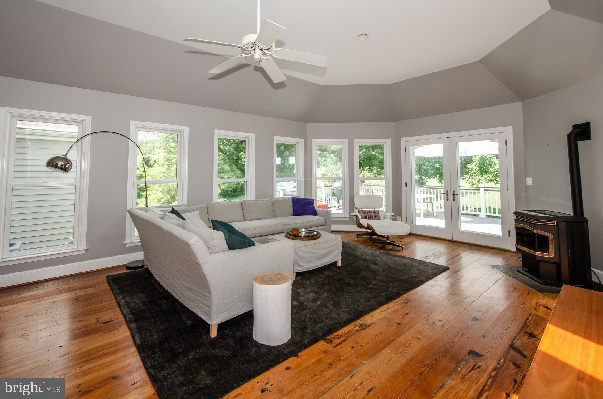 13099 Wilt Store Road Leesburg, VA 20176 - Photo 7 of 76 Gallery Image 7
