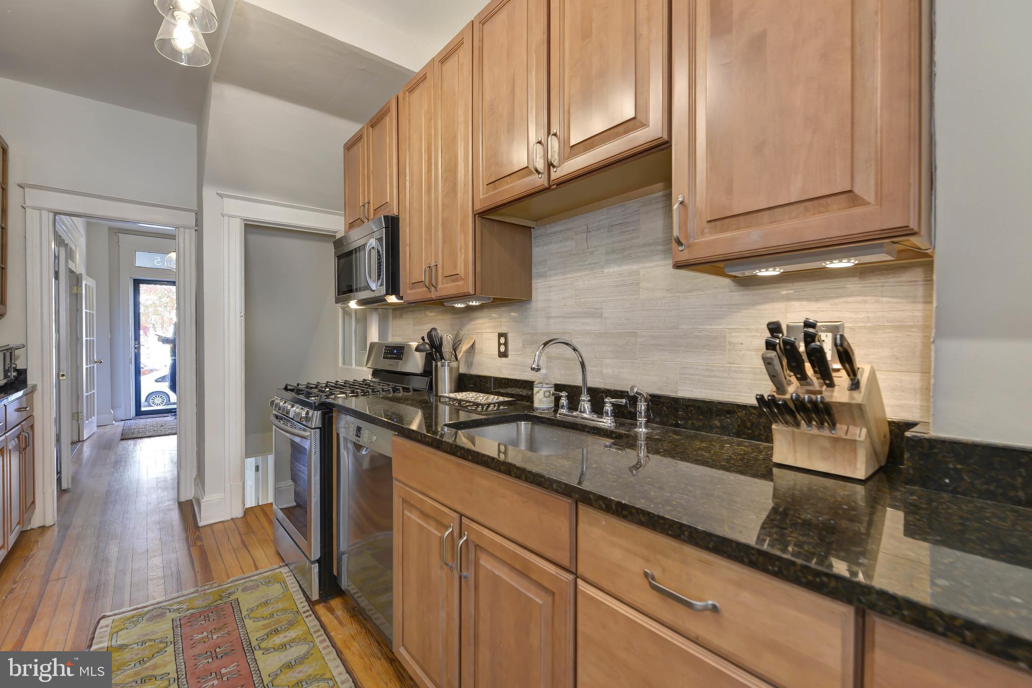 1615 G Street Southeast Washington, DC 20003 - Photo 10 of 23