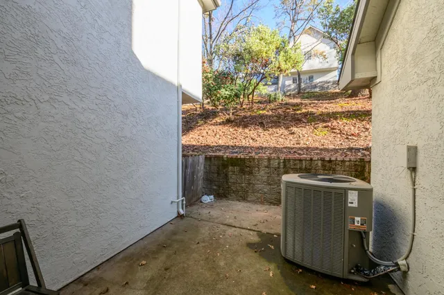 a view of a room with washer and dryer