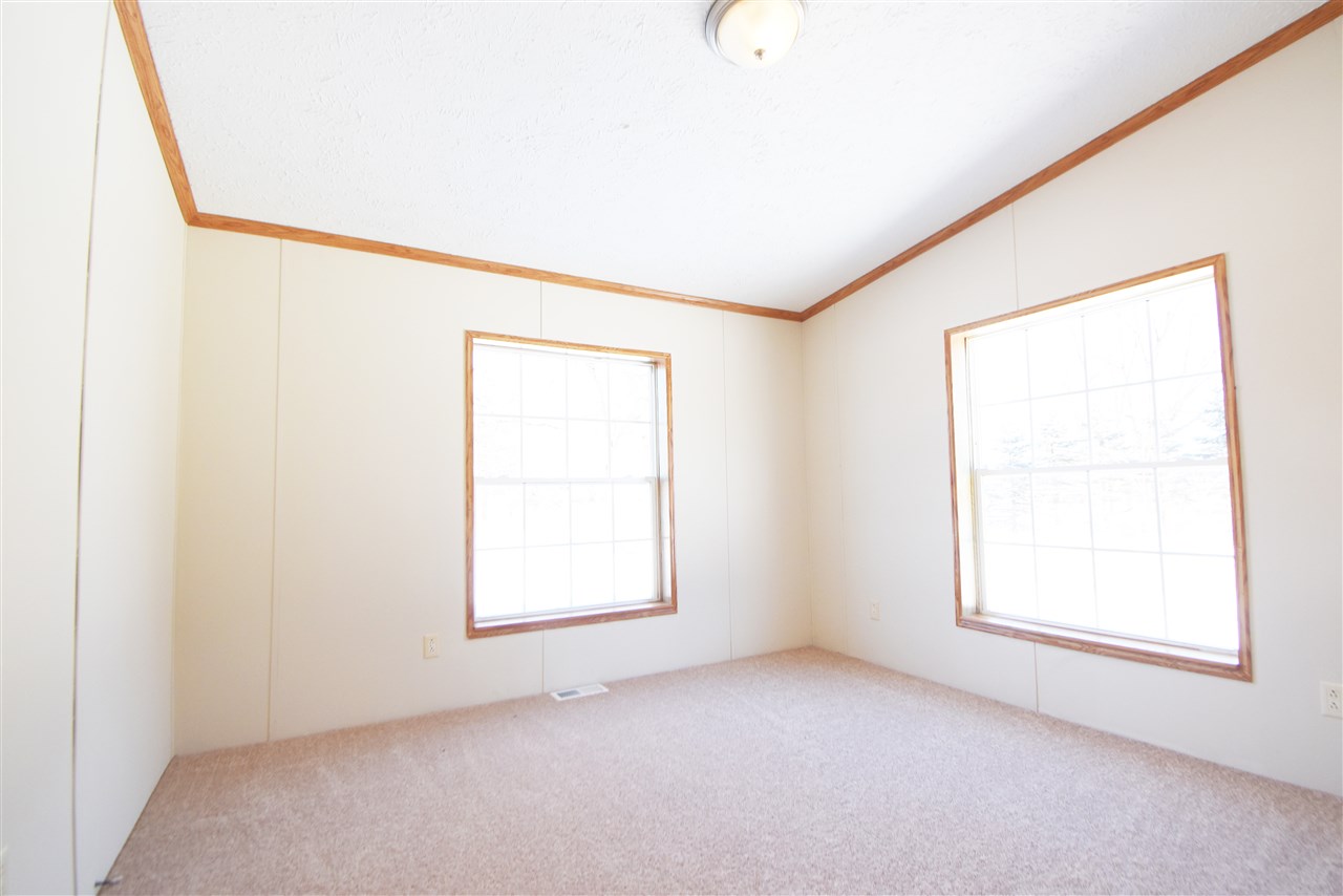 3752 West Bennington Road Owosso, MI 48867 - Photo 21 of 29 50033478-20.JPG