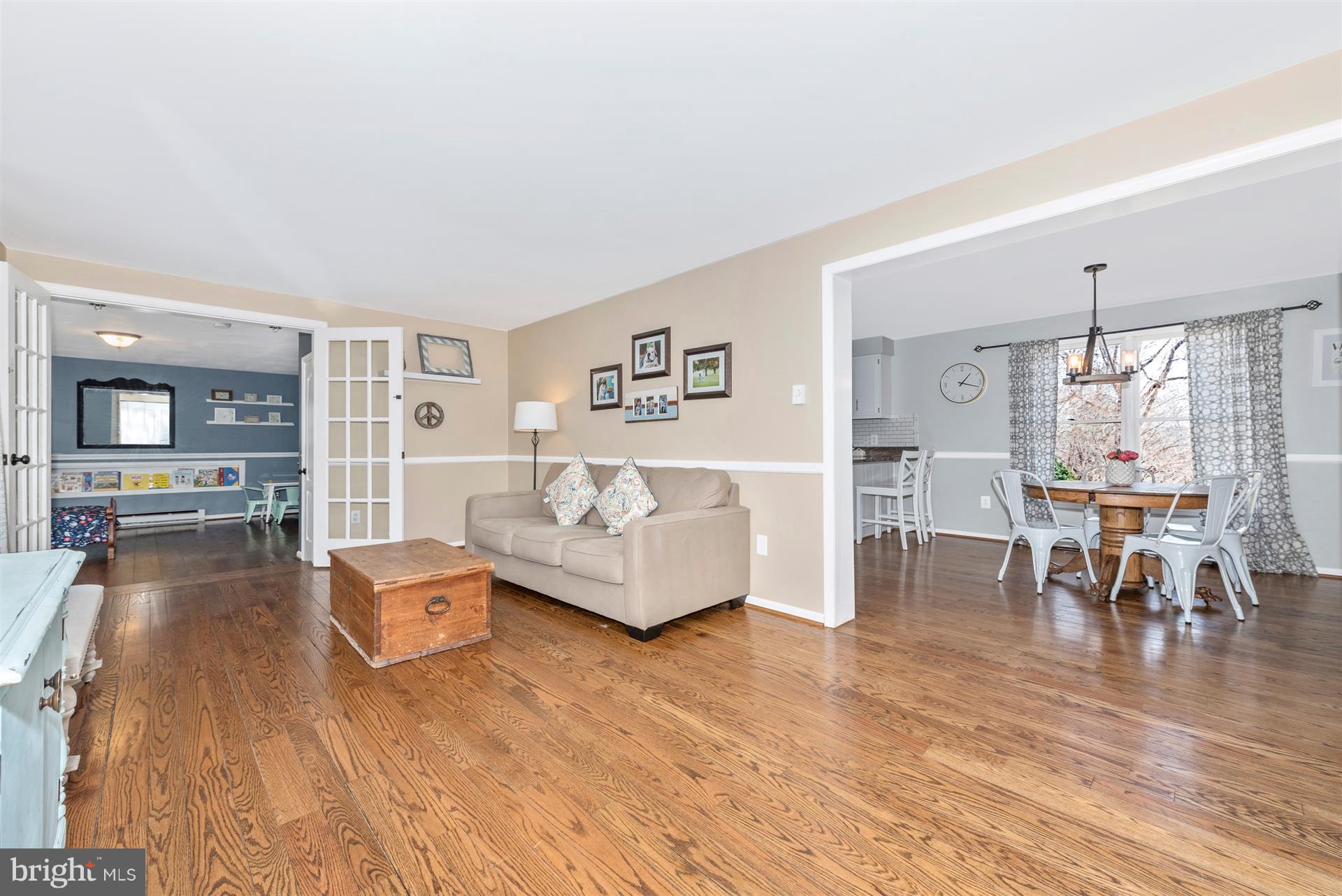 14318 Shirley Bohn Road Mount Airy, MD 21771 - Photo 3 of 24 Lovely Living Room