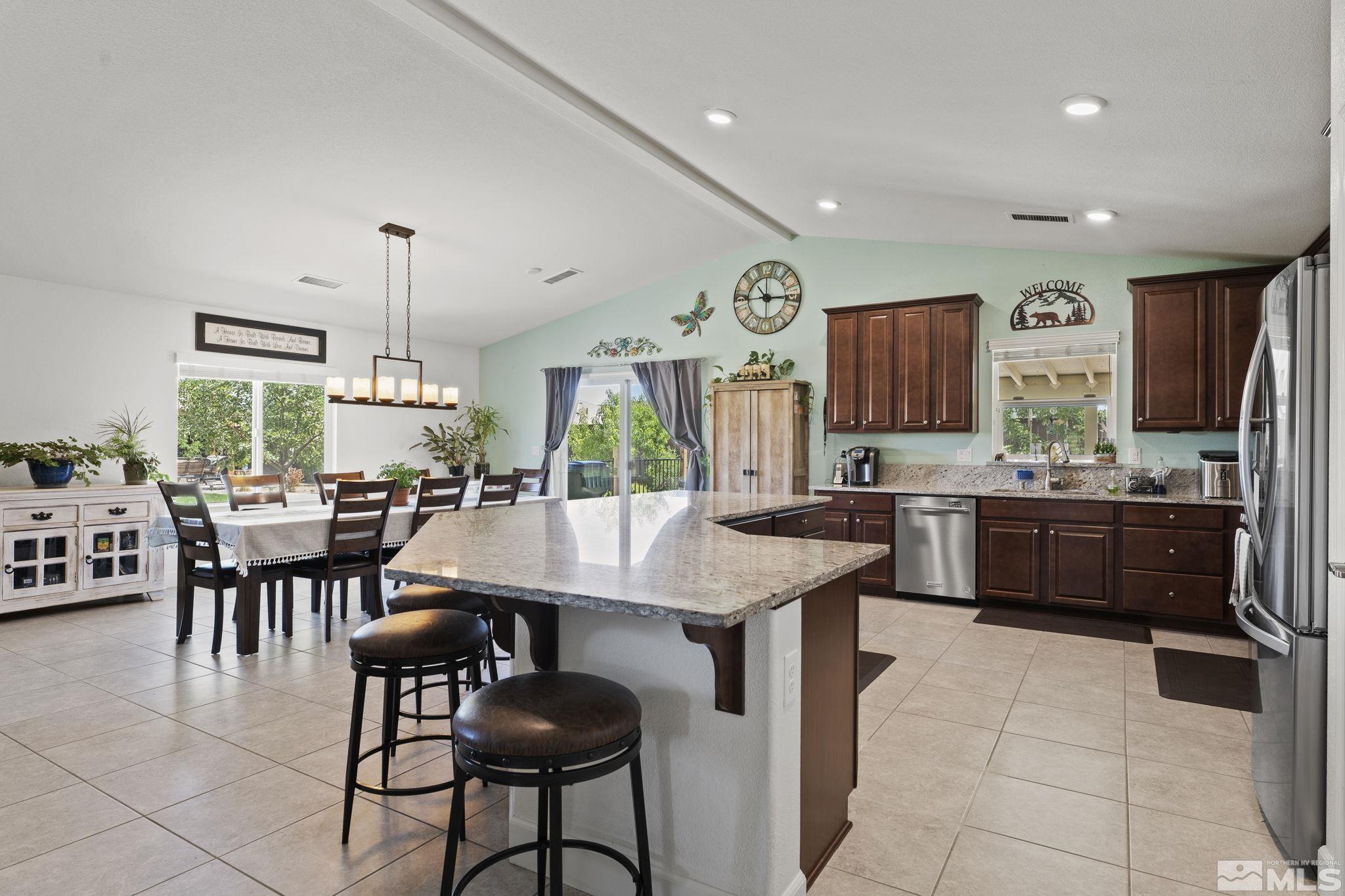 455 Apulia Court Reno, NV 89506 - Photo 11 of 40 Photo 11