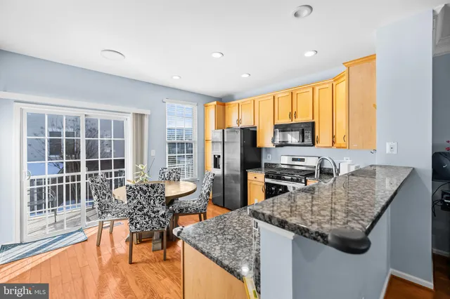 $530,000 | 42923 Pamplin Terrace, Chantilly, VA 20152