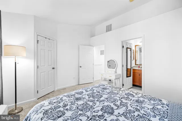 $530,000 | 42923 Pamplin Terrace, Chantilly, VA 20152