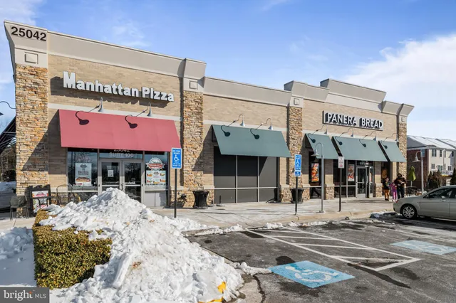 $530,000 | 42923 Pamplin Terrace, Chantilly, VA 20152