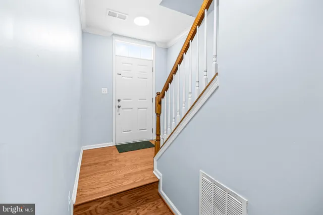 $530,000 | 42923 Pamplin Terrace, Chantilly, VA 20152