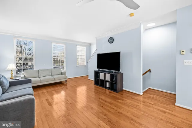 $530,000 | 42923 Pamplin Terrace, Chantilly, VA 20152