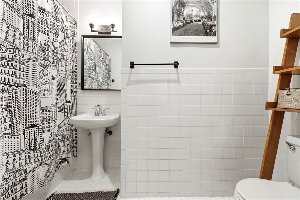 34 Station Street, Unit 3 Brookline, MA 02445 - Photo 19 of 26