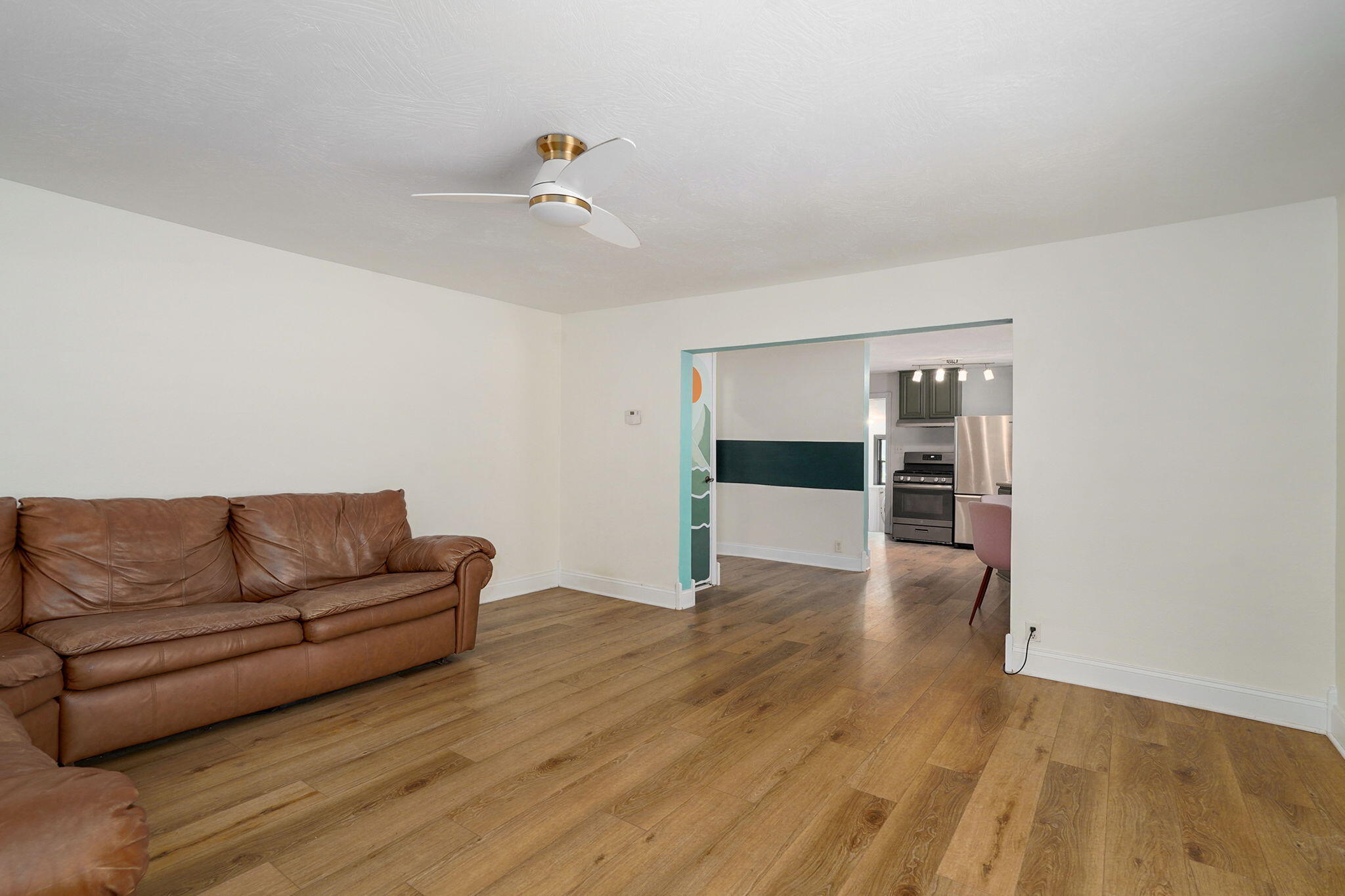 2620 West Chestnut Street Springfield, MO 65802 - Photo 7 of 21 2620 W Chestnut St-5