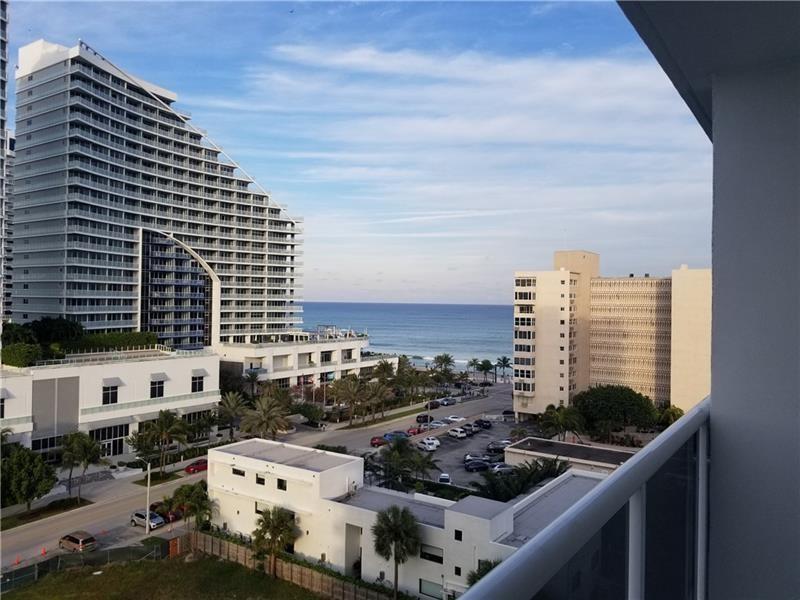 336 North Birch Road, Unit 8D Fort Lauderdale, FL 33304 - Photo 1 of 23 a view of a city