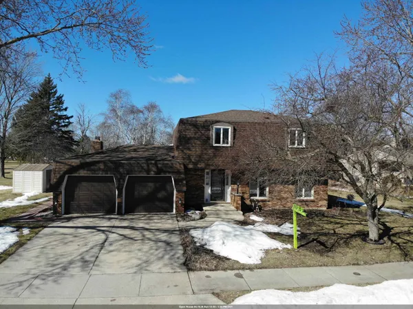 $344,900 | 1175 Maricopa Drive, Oshkosh, WI 54904