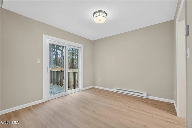 $274,900 | 4043 Chaucer Place, Guilderland, NY 12159