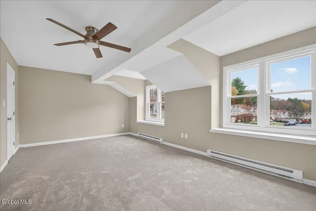 $274,900 | 4043 Chaucer Place, Guilderland, NY 12159