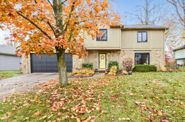 $440,000 | 233 Boulder Court, Carmel, IN 46032