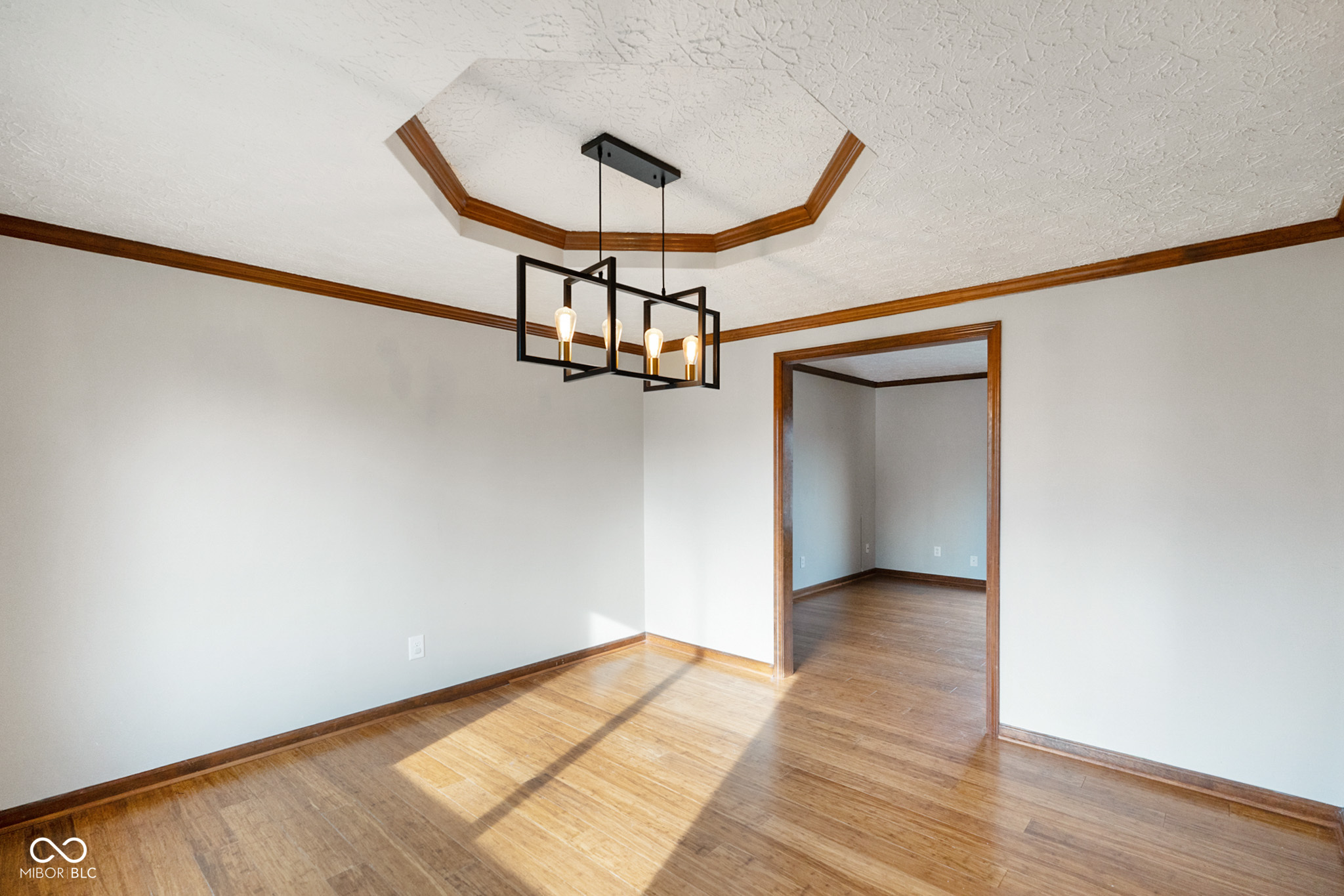 233 Boulder Court Carmel, IN 46032 - Photo 15 of 57