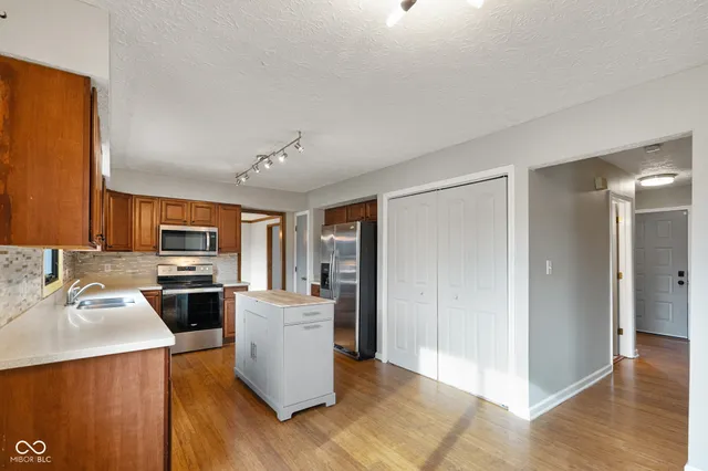 $430,000 | 233 Boulder Court, Carmel, IN 46032