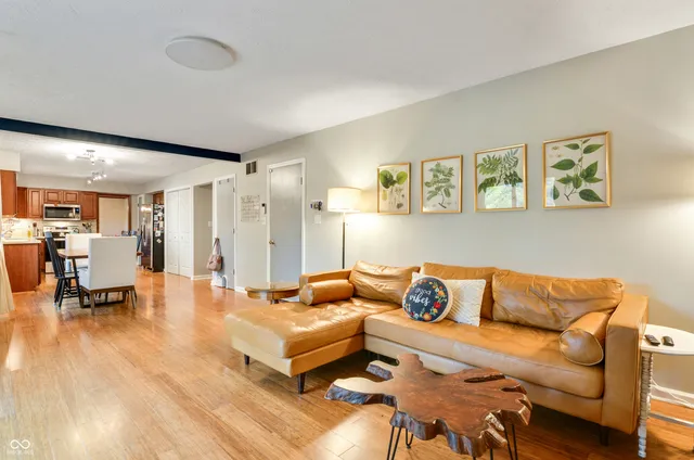 $440,000 | 233 Boulder Court, Carmel, IN 46032