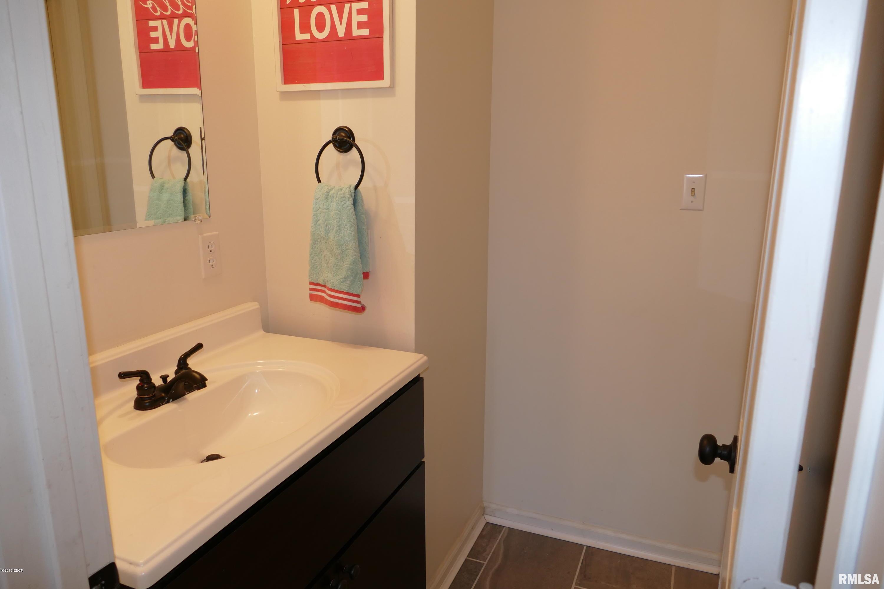 863 Country Club Road Metropolis, IL 62960 - Photo 35 of 50 Gallery Image 35