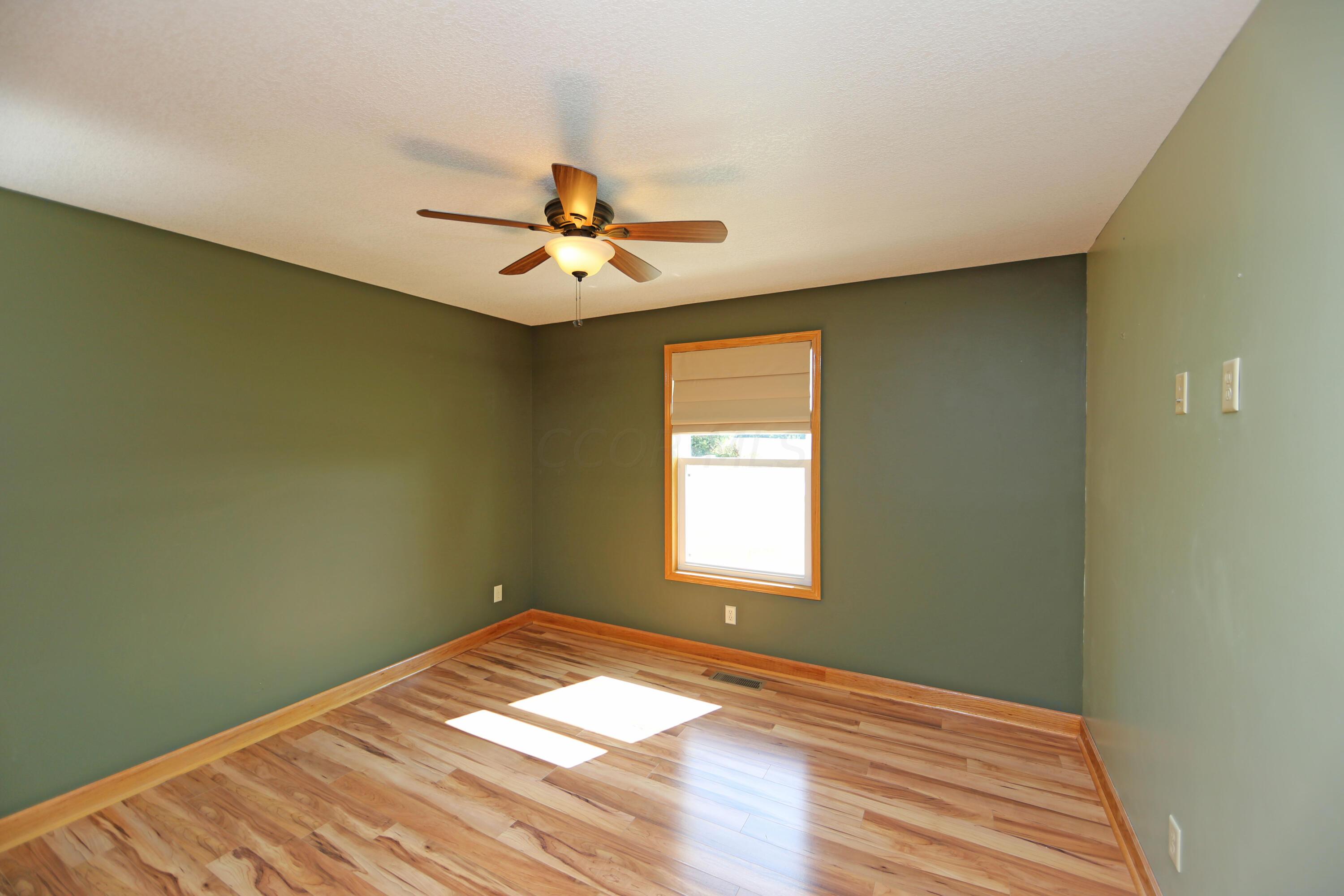 2223 Newark Road Utica, OH 43080 - Photo 44 of 49 IMG_7333