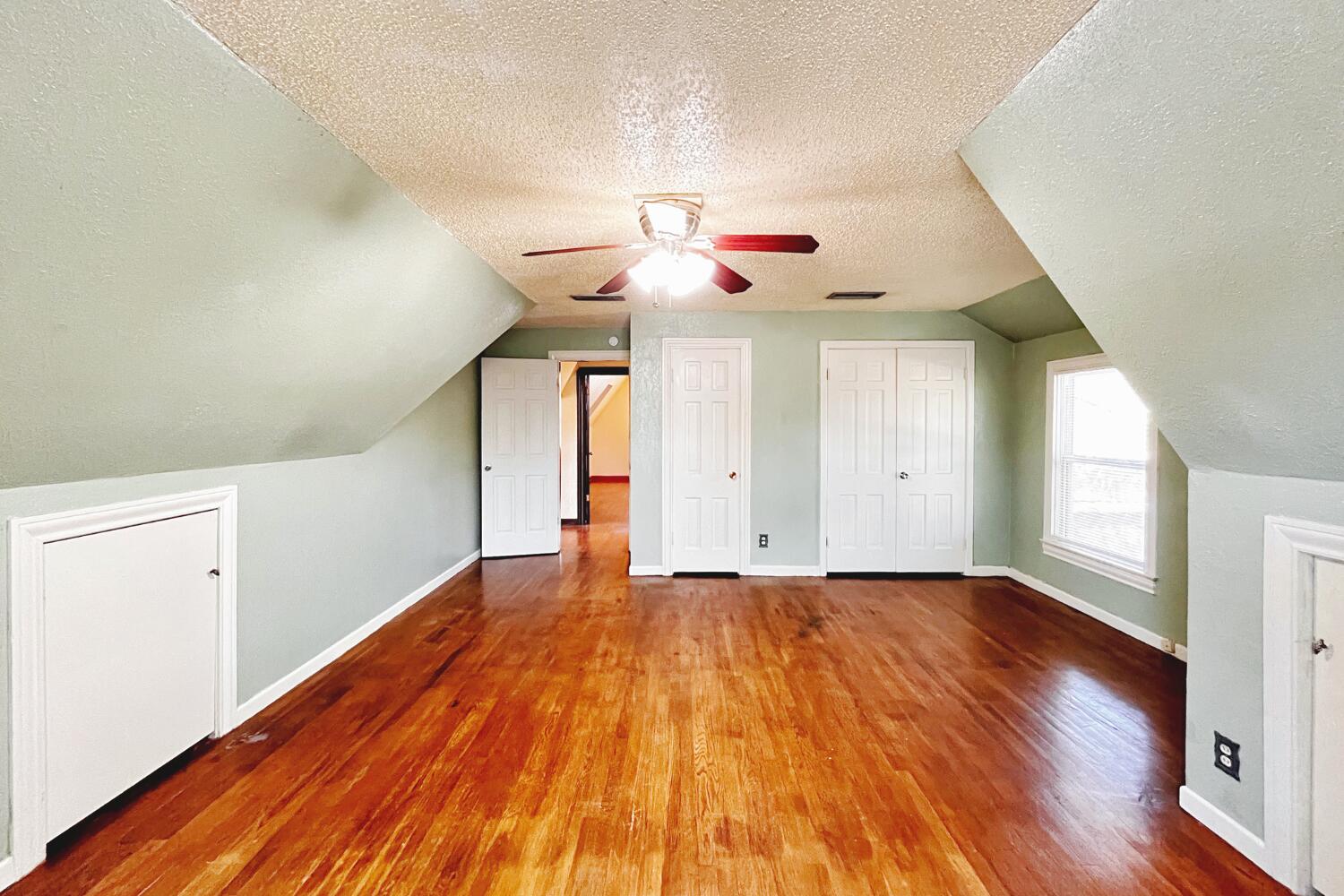 3002 21st Street Lubbock, TX 79410 - Photo 21 of 41 a view of an empty room and window