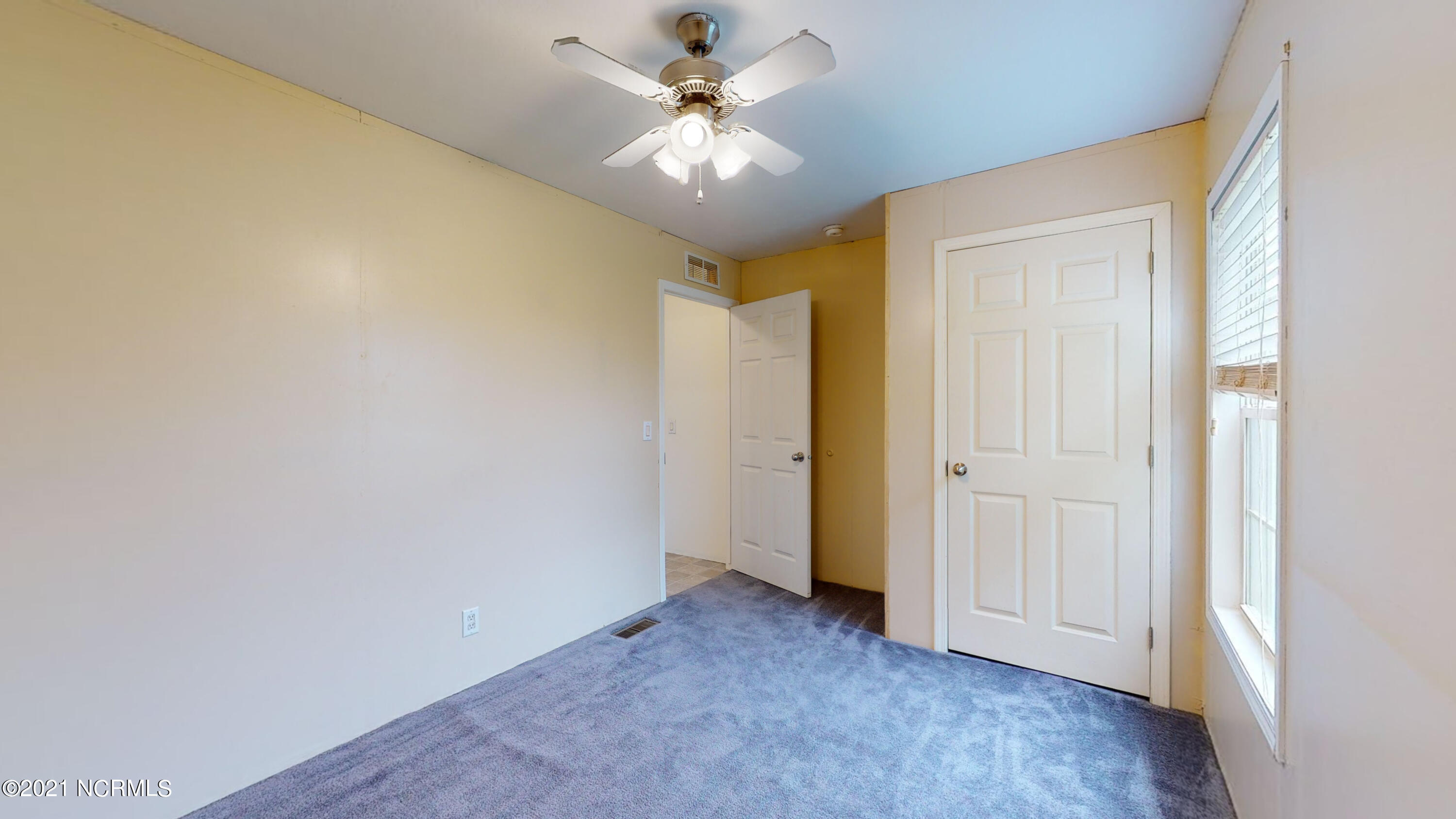 578 Nine Foot Road Newport, NC 28570 - Photo 21 of 42 578 Nine Foot Rd-31