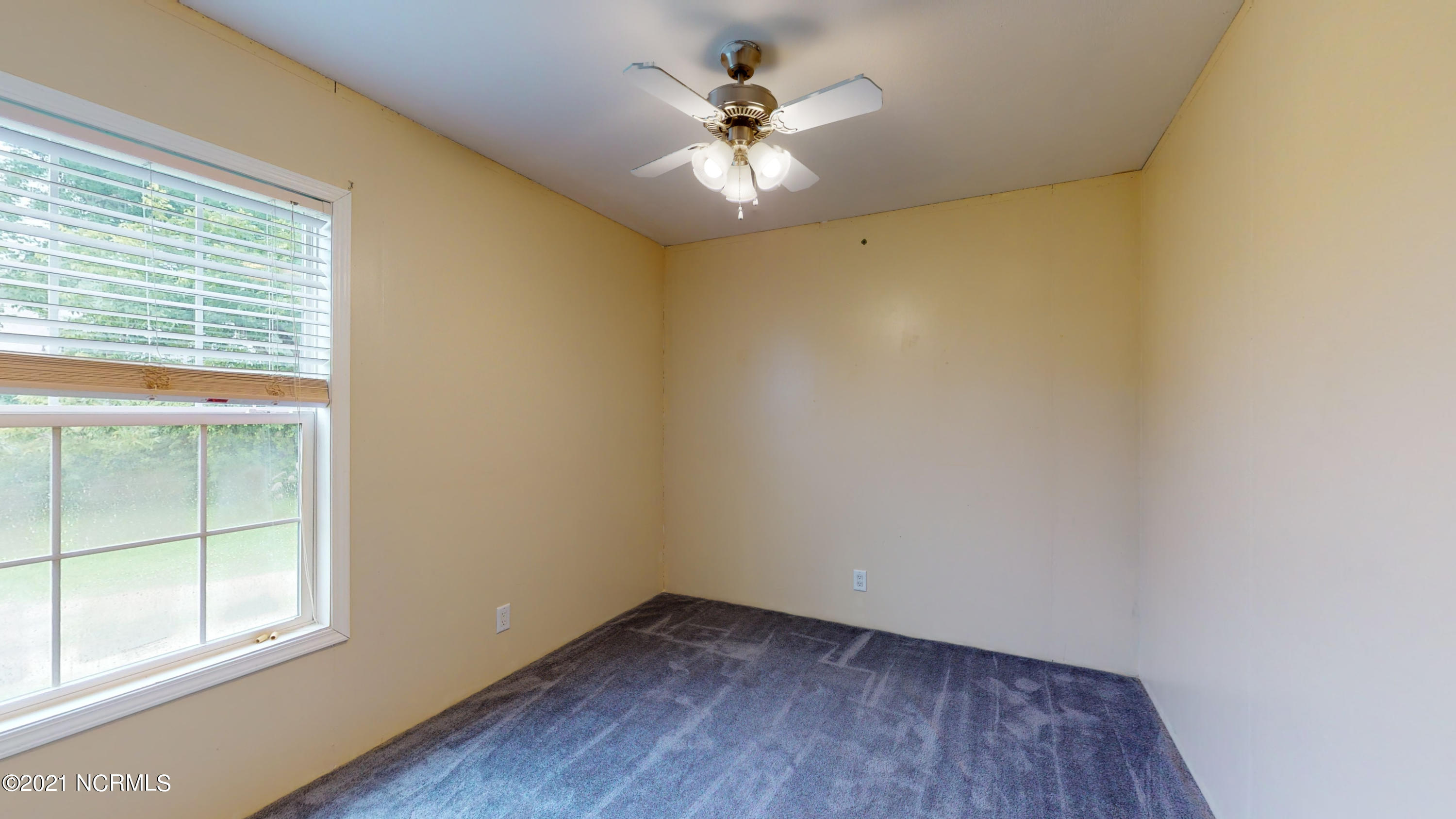 578 Nine Foot Road Newport, NC 28570 - Photo 22 of 42 578 Nine Foot Rd-30
