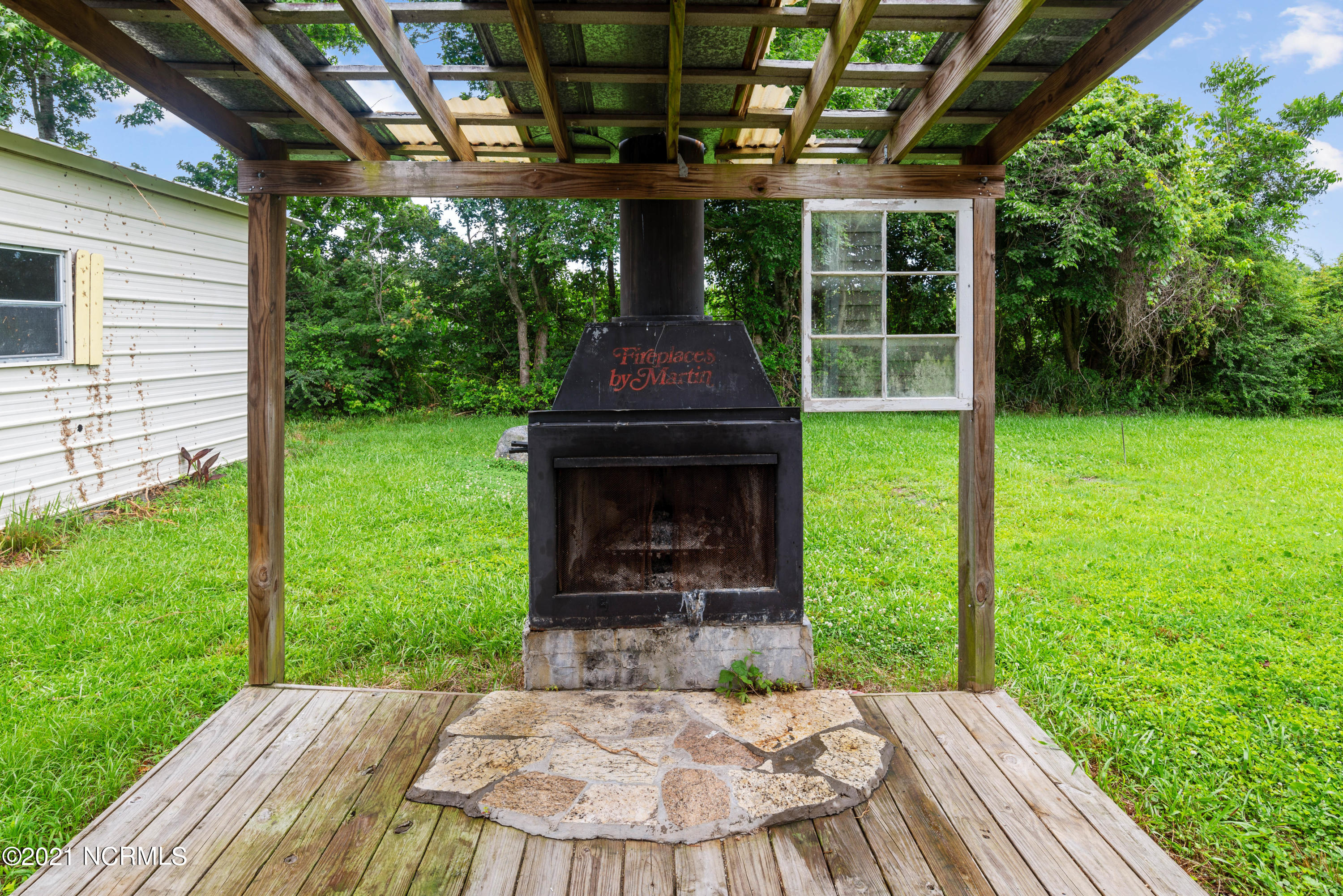 578 Nine Foot Road Newport, NC 28570 - Photo 28 of 42 578 Nine Foot Rd-10