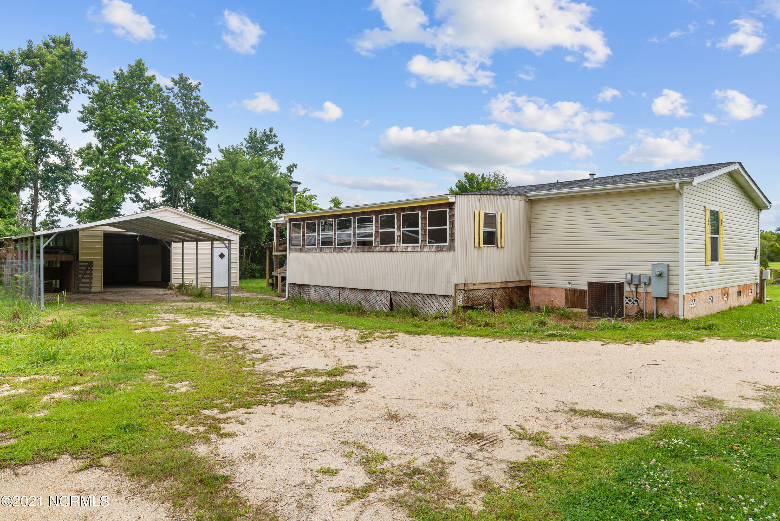 578 Nine Foot Road Newport, NC 28570 - Photo 31 of 42 578 Nine Foot Rd-7