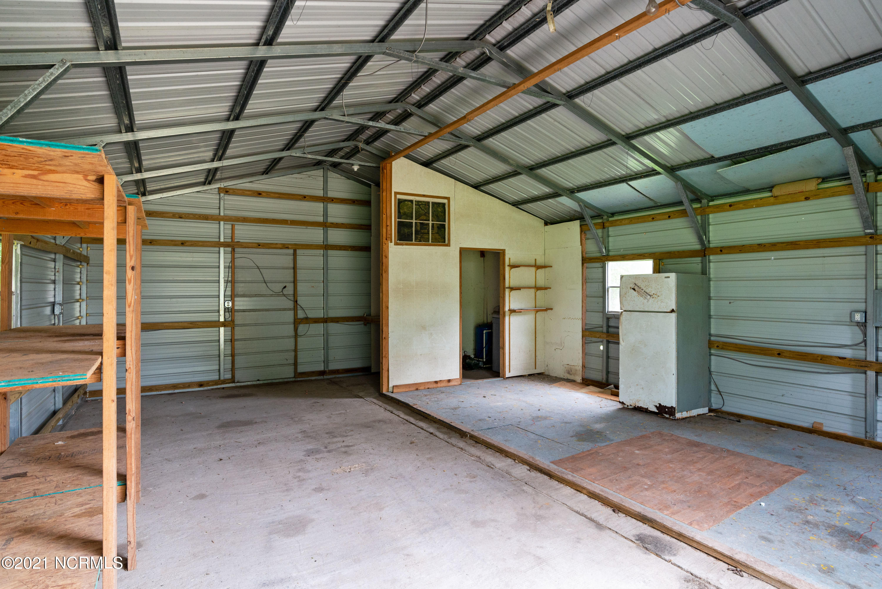 578 Nine Foot Road Newport, NC 28570 - Photo 33 of 42 578 Nine Foot Rd-9