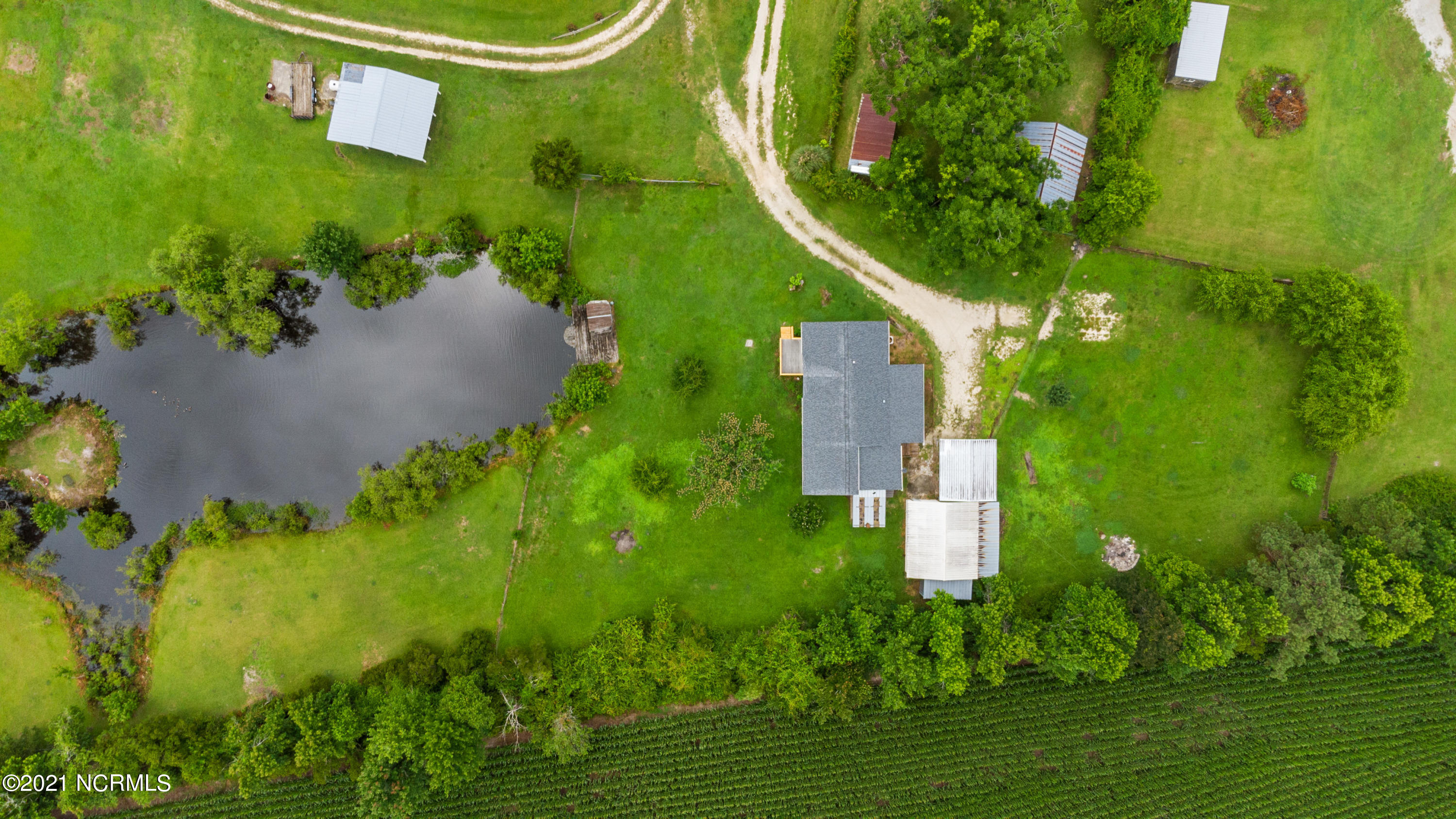 578 Nine Foot Road Newport, NC 28570 - Photo 39 of 42 578 Nine Foot Rd-16