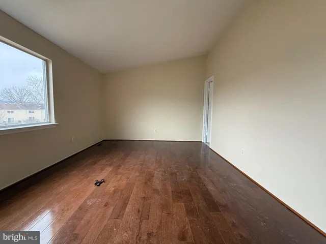 $385,000 | 19 Spring Glen Court, Cockeysville, MD 21030