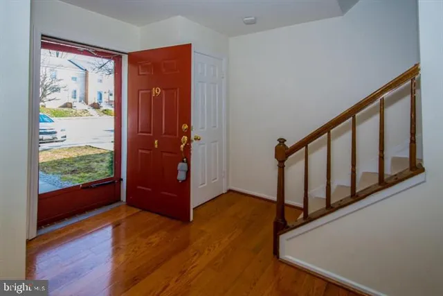 $385,000 | 19 Spring Glen Court, Cockeysville, MD 21030