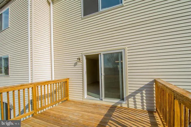 $385,000 | 19 Spring Glen Court, Cockeysville, MD 21030