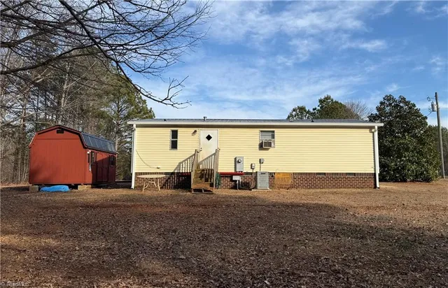 $175,000 | 6025 River Heights Drive, Ramseur, NC 27316