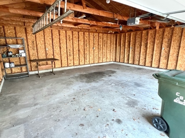 445 Locust Street Hope, IN 47246 - Photo 21 of 22 Gallery Image 21