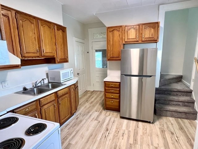 445 Locust Street Hope, IN 47246 - Photo 9 of 22 Gallery Image 9