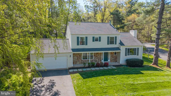$1,099,000 | 11715 Lariat Lane, Oakton, VA 22124