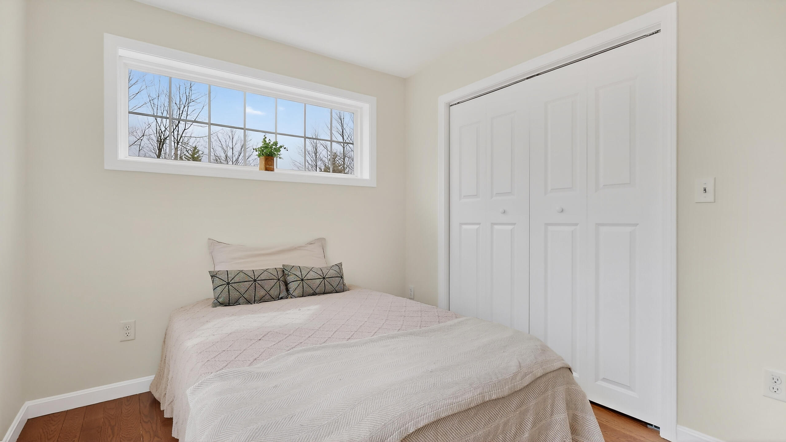 347 Quaker Ridge Road Casco, ME 04015 - Photo 47 of 59 2nd bedroom