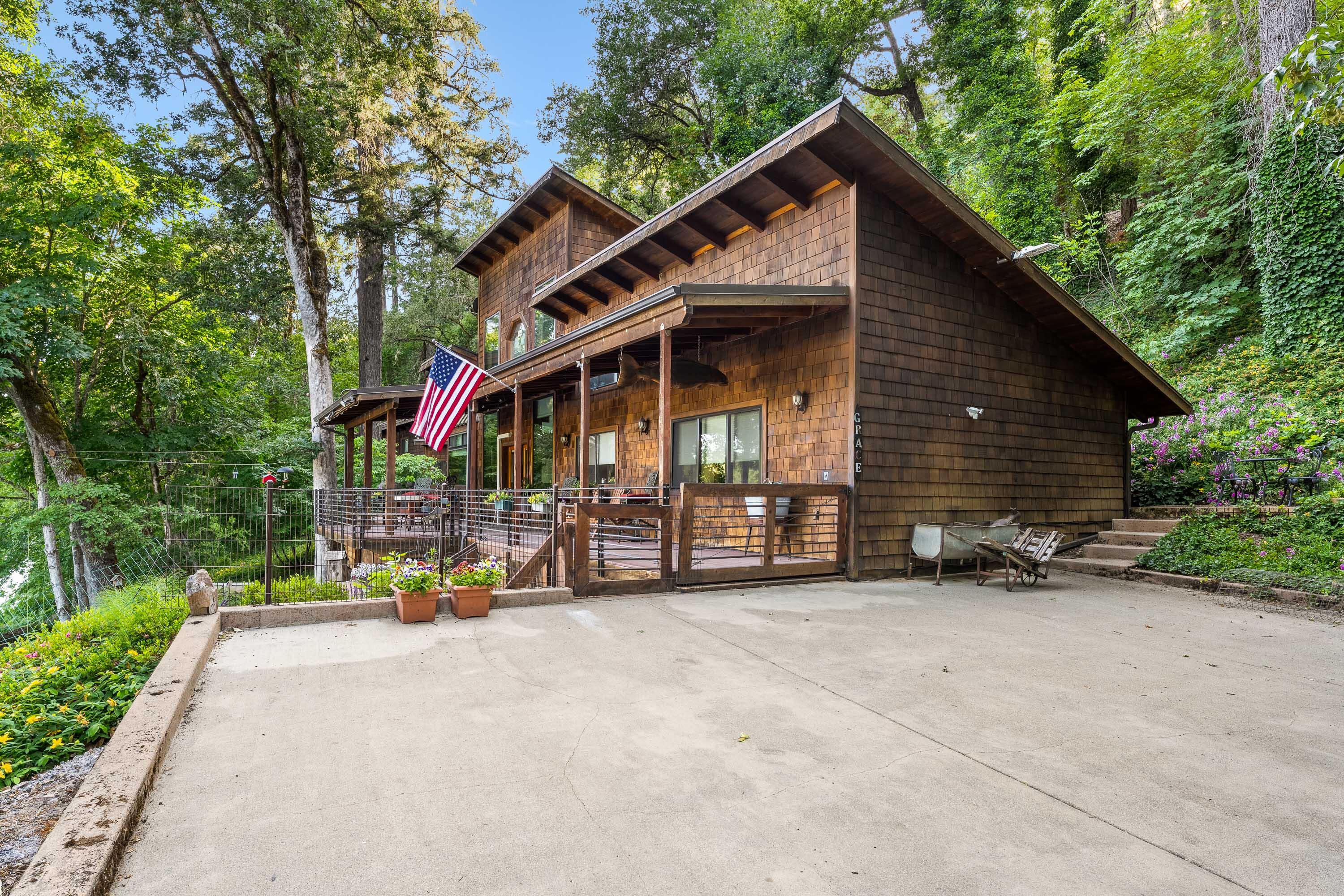 4941 Riverbanks Road Grants Pass, OR 97527 - Photo 41 of 60 EXT (18 of 21)