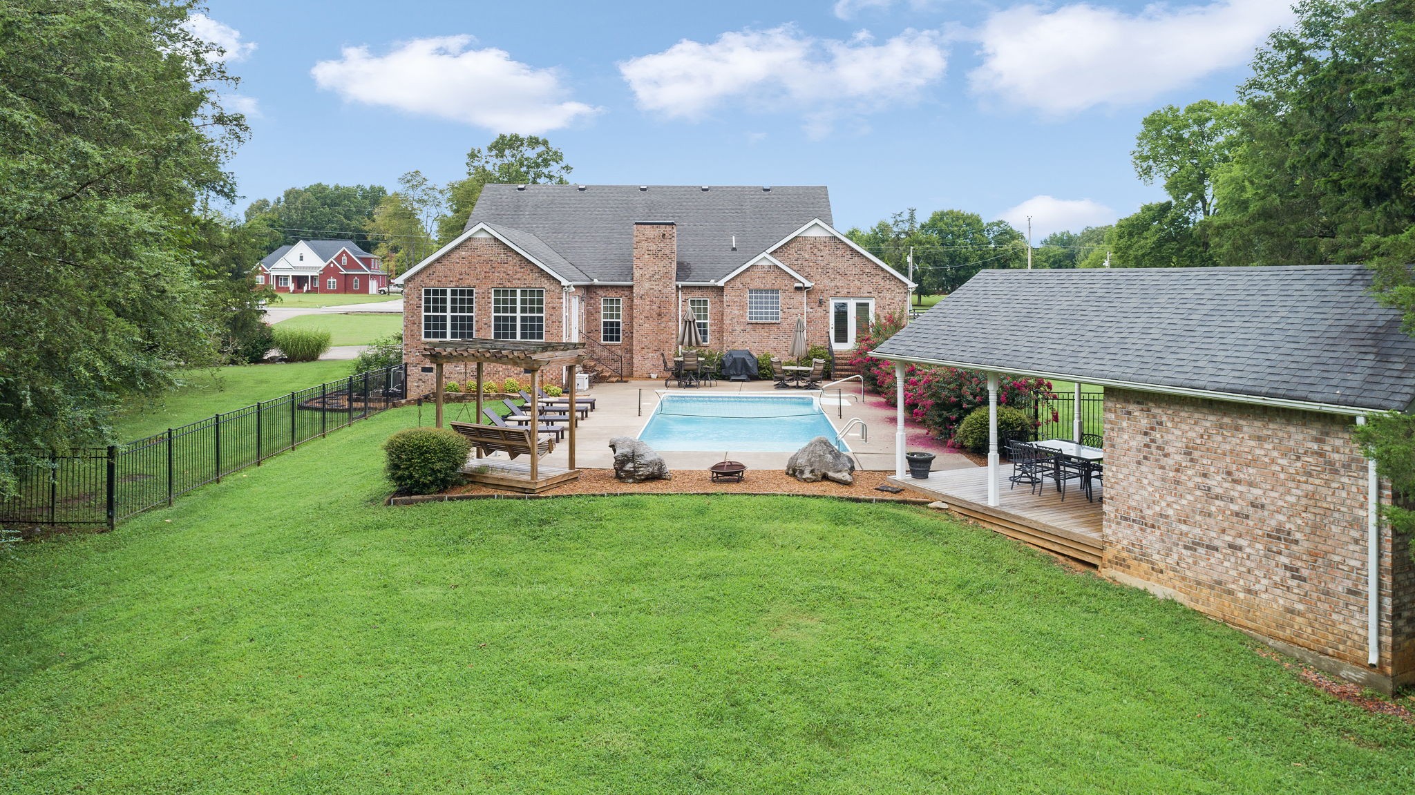 4339 Shores Road Murfreesboro, TN 37128 - Photo 4 of 50 Gallery Image 4