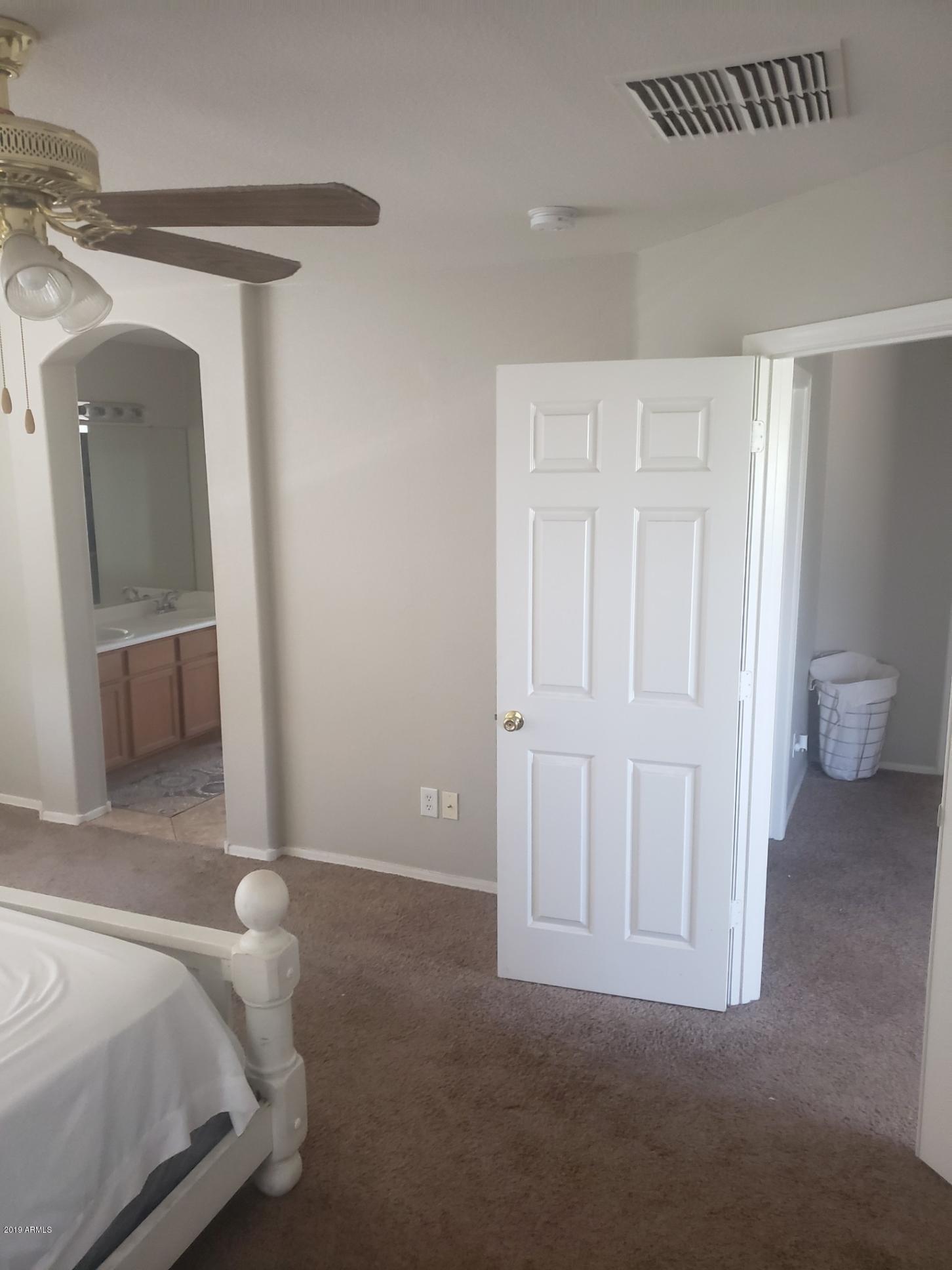 1007 East Grove Street Phoenix, AZ 85040 - Photo 7 of 12 17C9026A-3A63-42AF-893E-A28602909C53