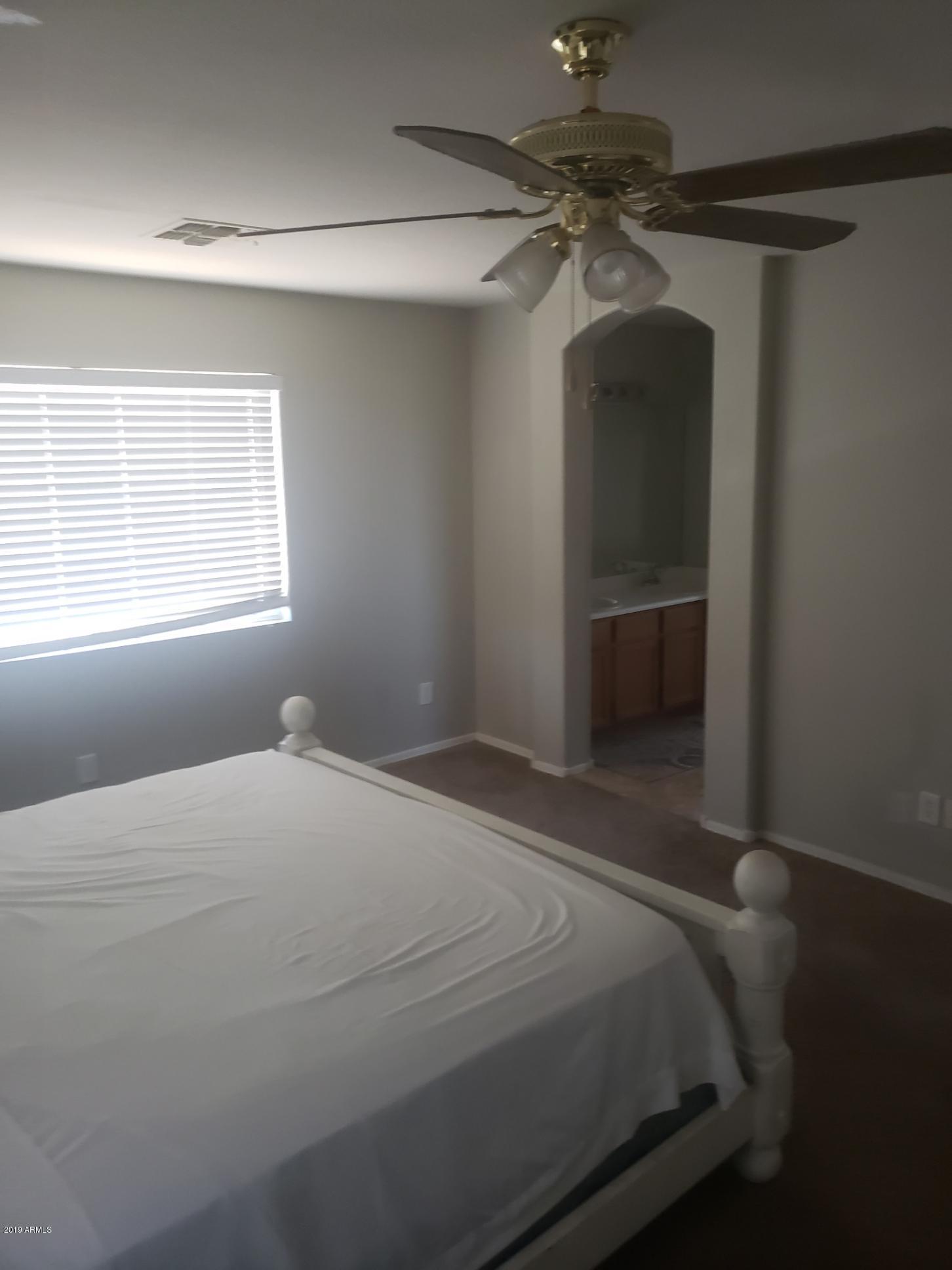 1007 East Grove Street Phoenix, AZ 85040 - Photo 9 of 12 4B109CC5-0736-4D1A-A787-41208A17692C