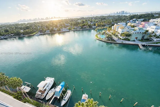 $4,250 | 5900 Collins Avenue, Unit 1405, Miami Beach, FL 33140