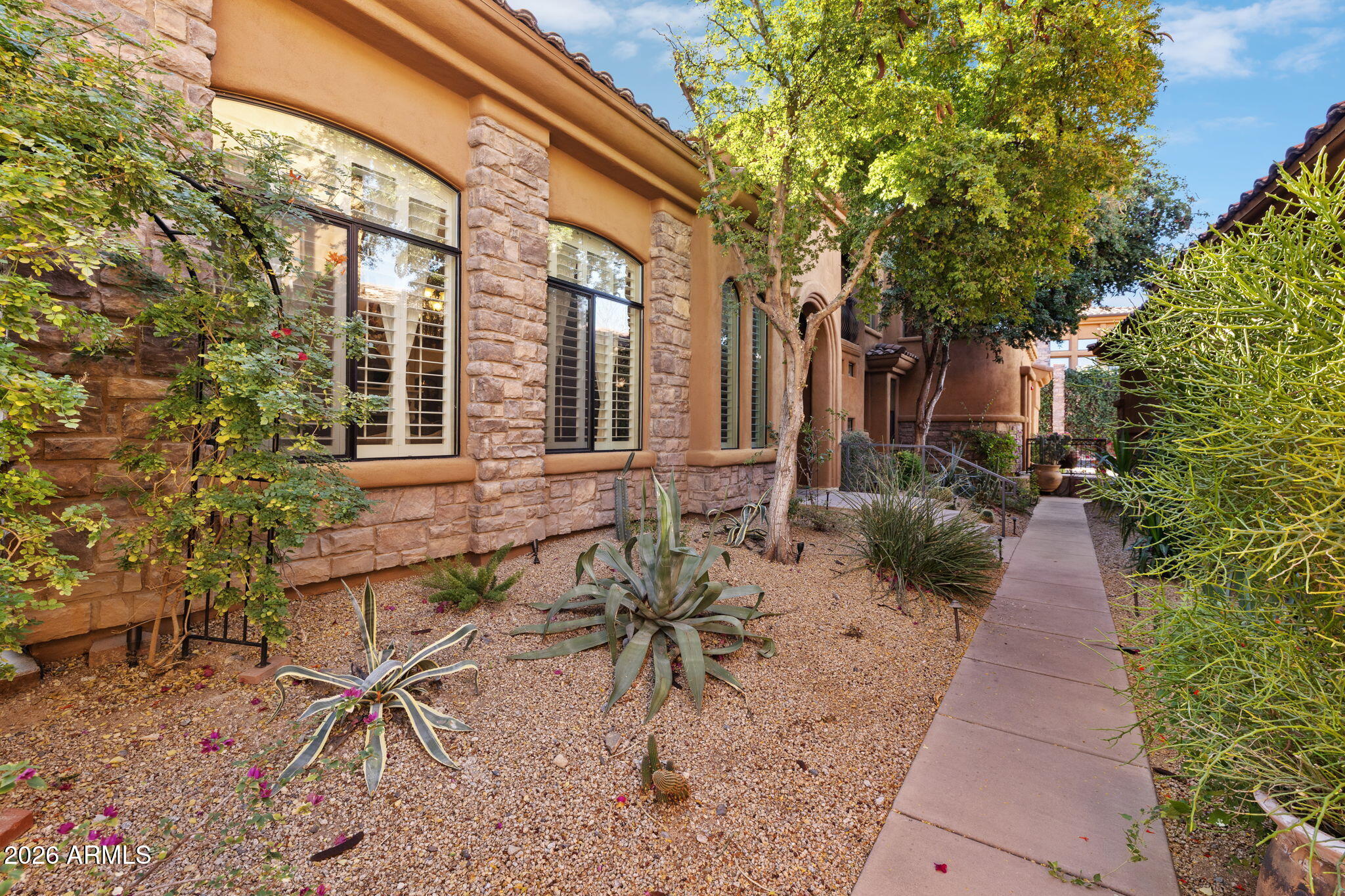 7199 East Ridgeview Place, Unit 102 Carefree, AZ 85377 - Photo 5 of 36 Front Walkway